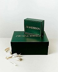 Jonathan Anderson reinventa su marca JW Anderson en clave de estilo de vida